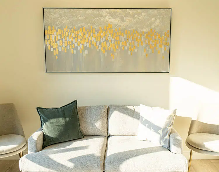 waiting room at hallmark dental brentwood