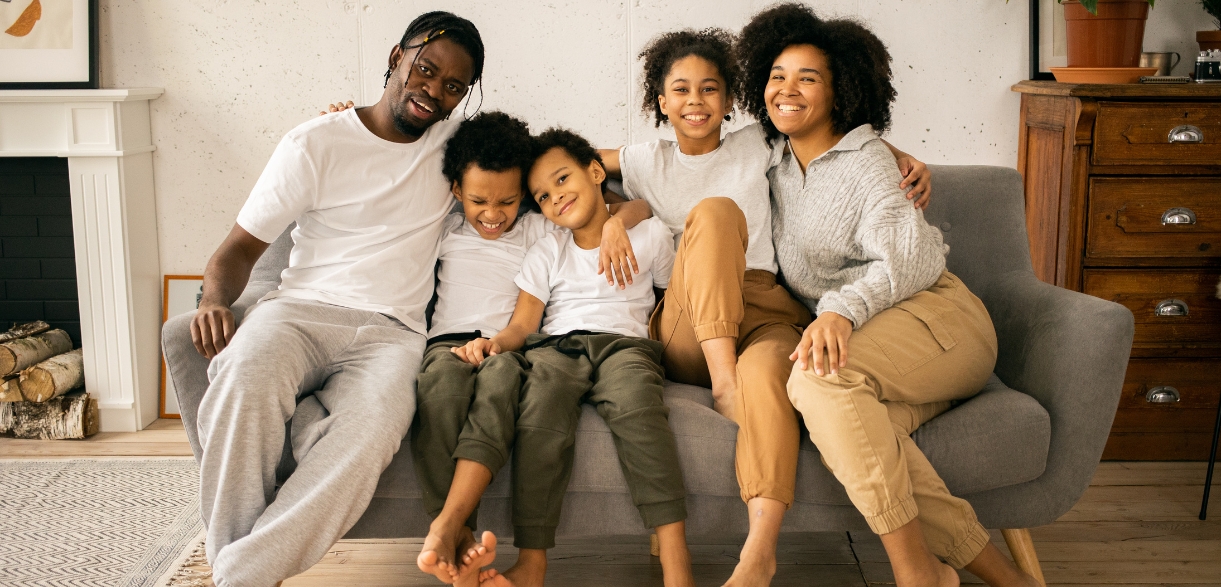 how to keep your smile bright for holiday photos thanksgiving teeth whitening tips